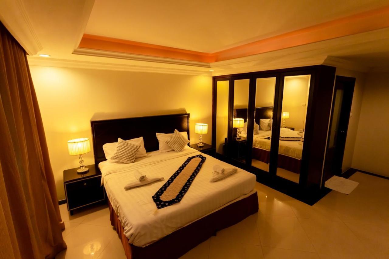 Ivory Palace Hotel Pattaja Kültér fotó