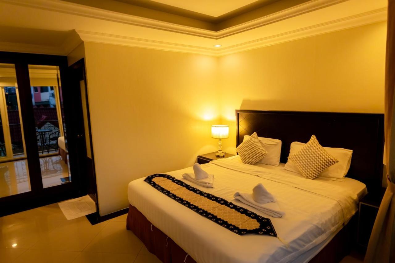 Ivory Palace Hotel Pattaja Kültér fotó