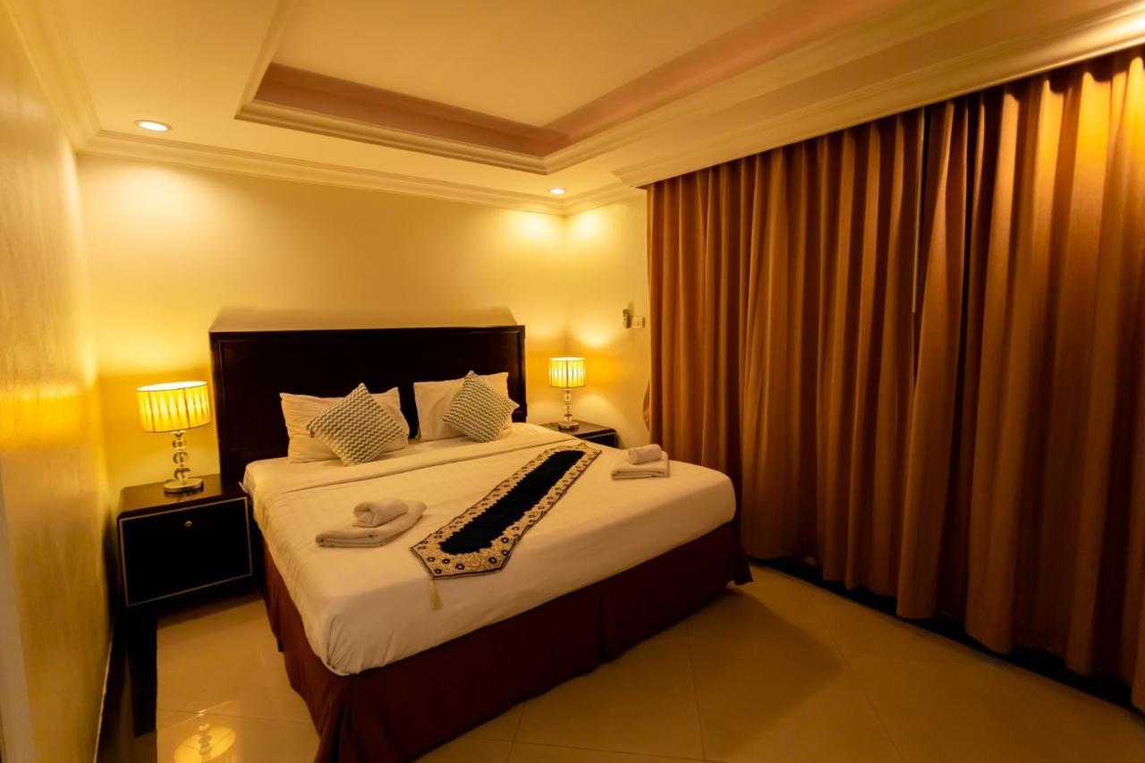 Ivory Palace Hotel Pattaja Kültér fotó